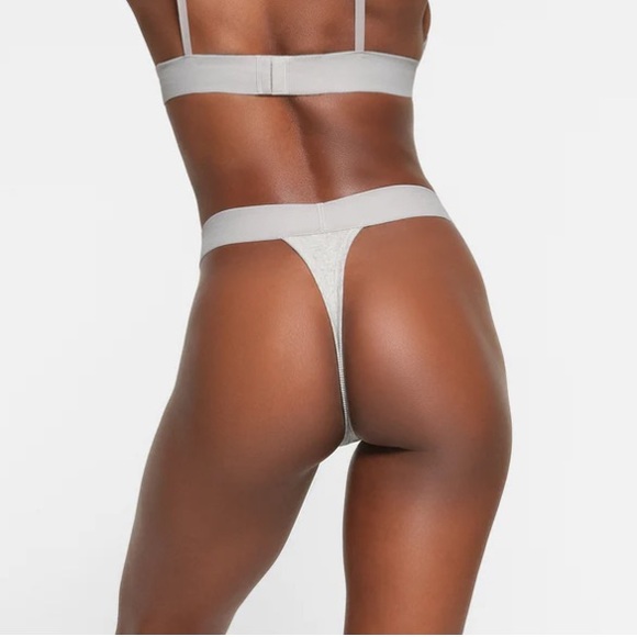 NWT Skims Cotton Rib Thong - Picture 2 of 7
